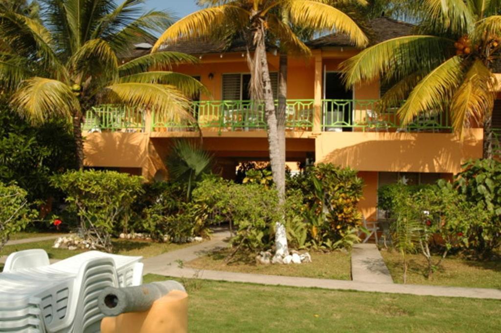 Our Past Time Hotel Negril Exterior foto